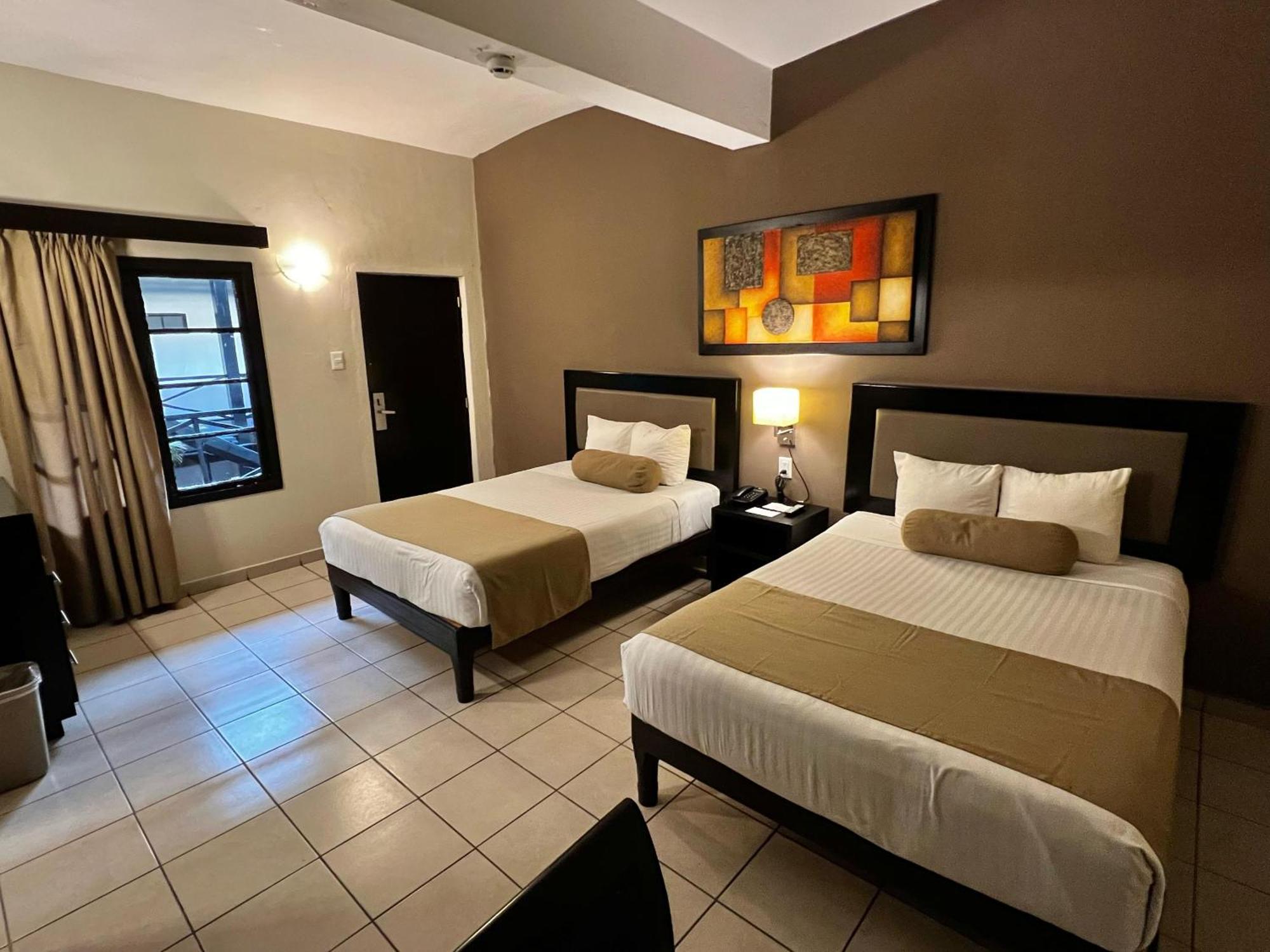 Hotel La Siesta Mazatlán Zimmer foto