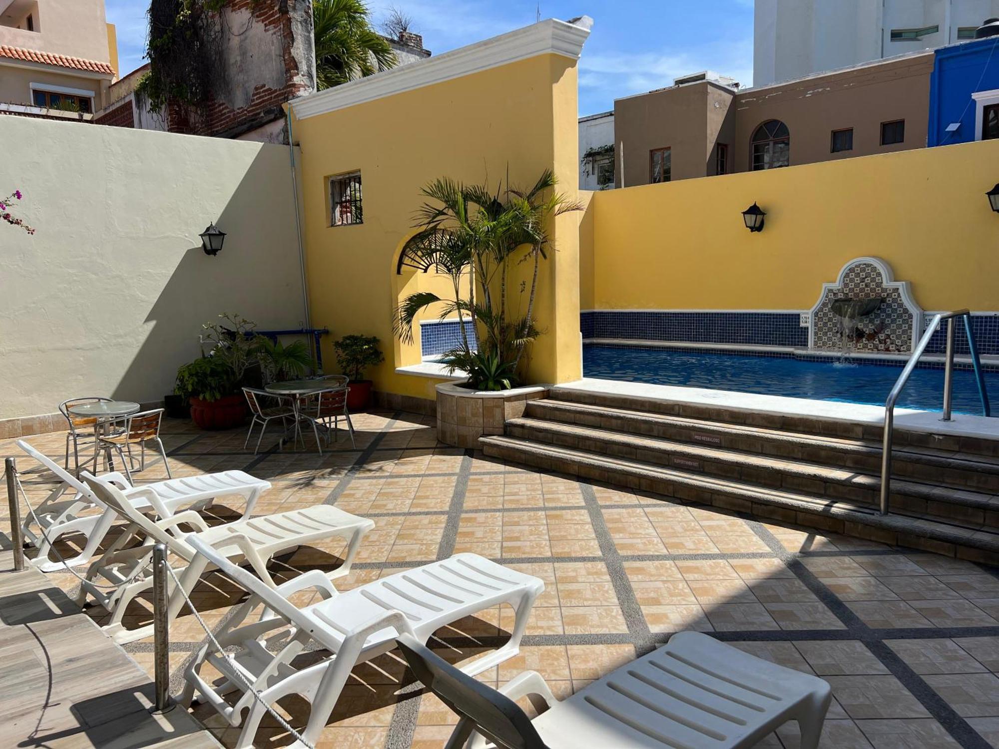 Hotel La Siesta Mazatlán Exterior foto